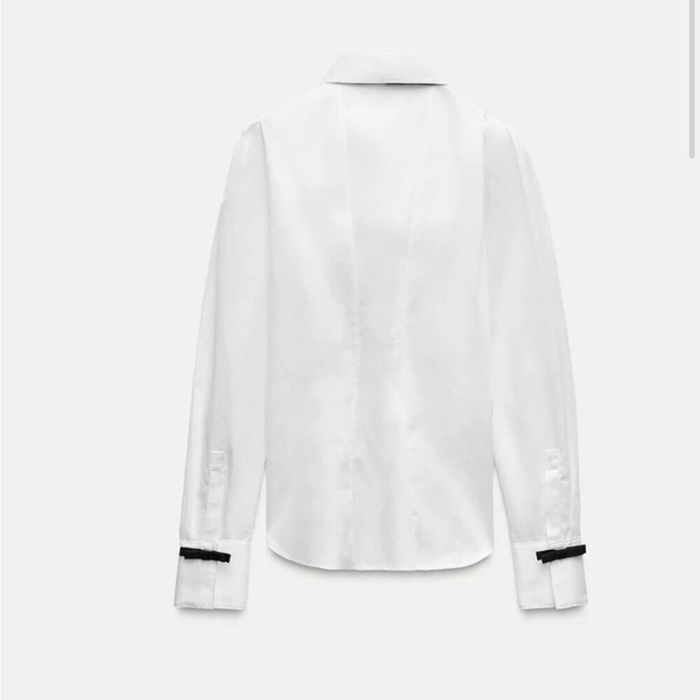 Nwt- zara- velvet bow top-L